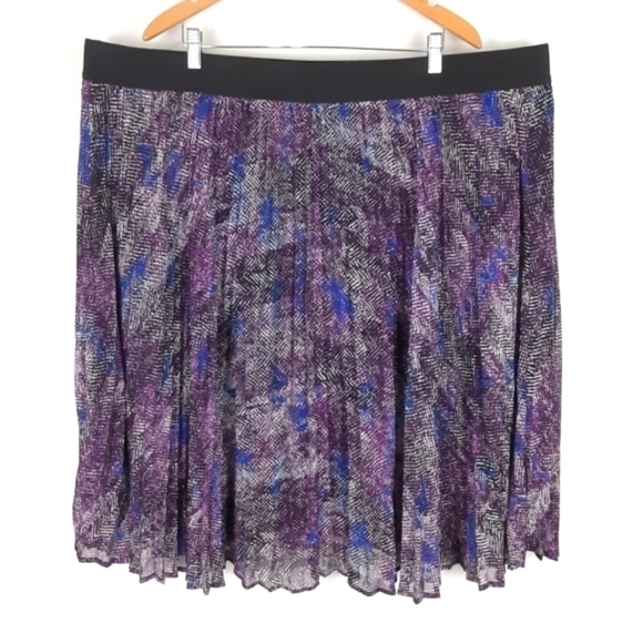 Lane Bryant Pleat Skirt Size 26/28 4X - Picture 3 of 5